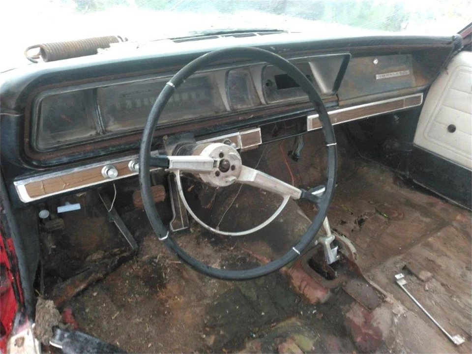 1966 Chevrolet Impala SS 4th Gen - Image 6 of 13