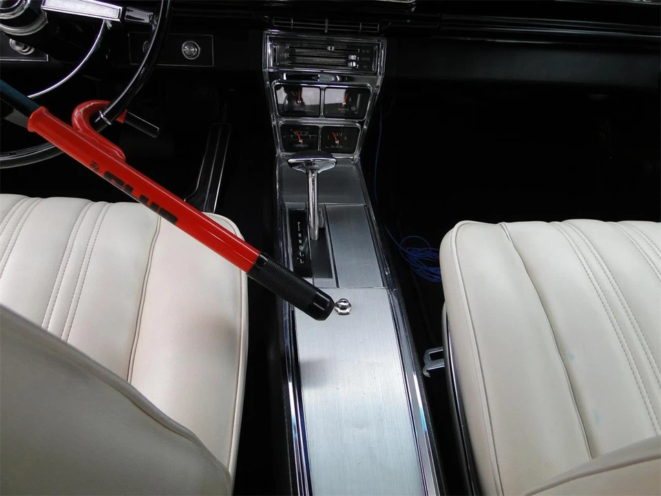 1966 Chevrolet Impala SS 4th Gen - Image 18 of 31