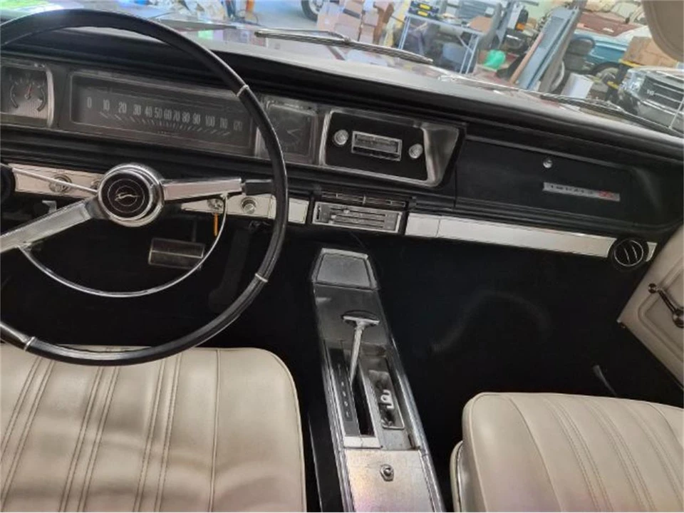 1966 Chevrolet Impala SS 4th Gen - Image 11 of 16