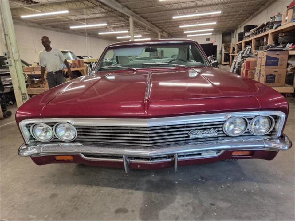 1966 Chevrolet Impala SS 4th Gen - Image 12 of 16