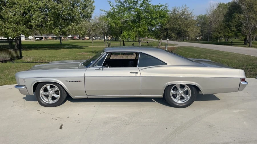 1966 Chevrolet Impala 4th Gen - Image 2 of 21
