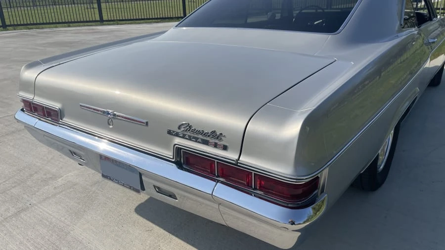 1966 Chevrolet Impala 4th Gen - Image 18 of 21