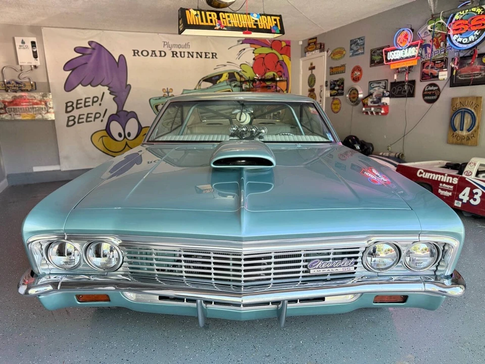 1966 Chevrolet Impala SS 4th Gen - Image 10 of 31