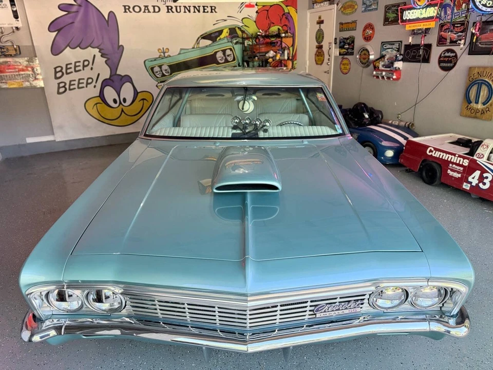 1966 Chevrolet Impala SS 4th Gen - Image 9 of 31