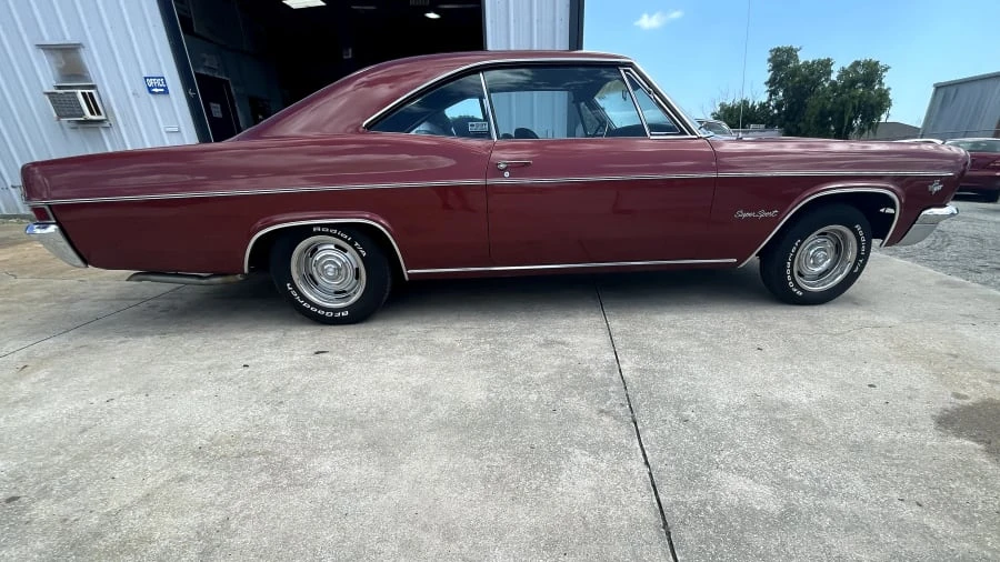 1966 Chevrolet Impala 4th Gen - Image 18 of 19