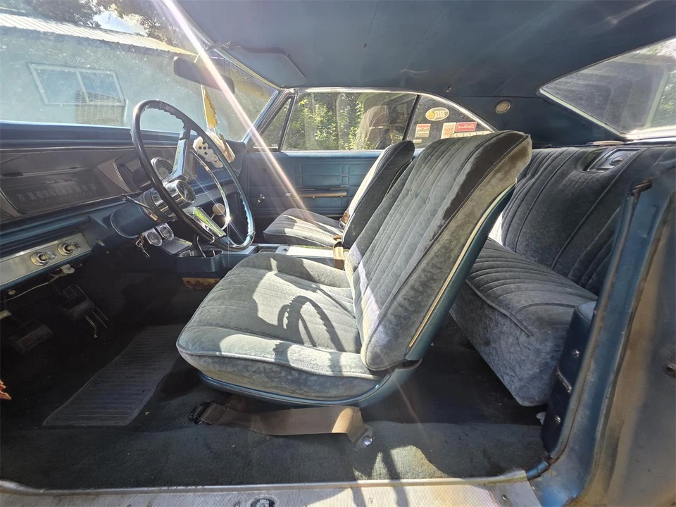 1966 Chevrolet Impala SS 4th Gen - Image 24 of 31
