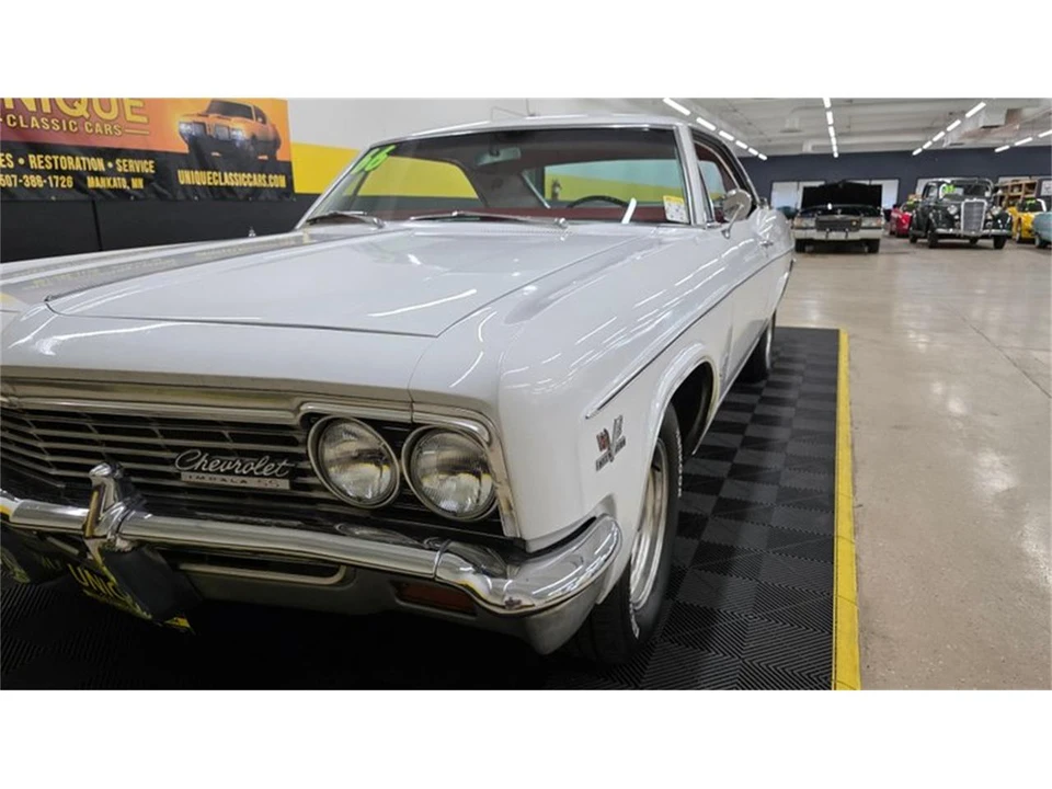 1966 Chevrolet Impala SS 4th Gen - Image 11 of 31