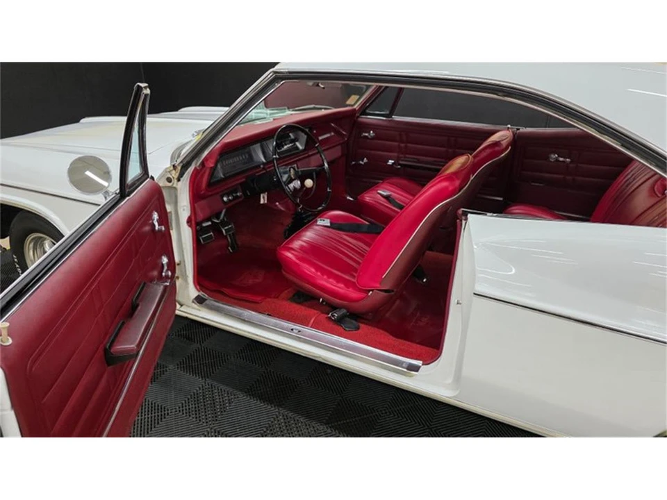 1966 Chevrolet Impala SS 4th Gen - Image 23 of 31