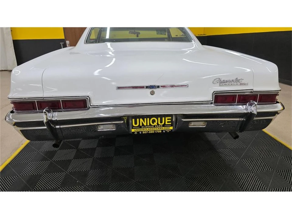 1966 Chevrolet Impala SS 4th Gen - Image 20 of 31