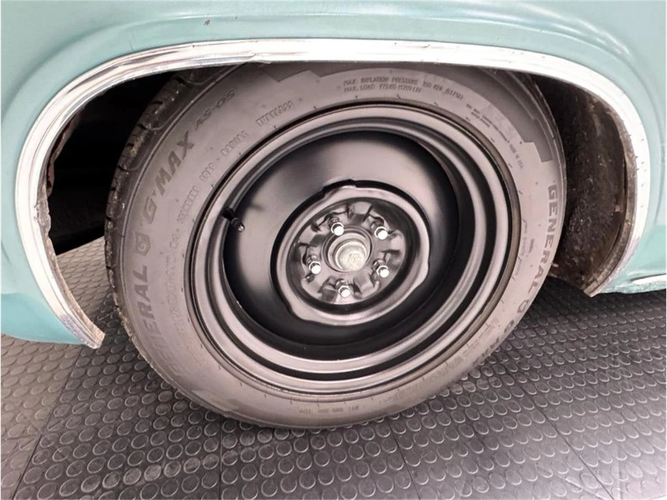 1966 Chevrolet Impala SS 4th Gen - Image 13 of 31