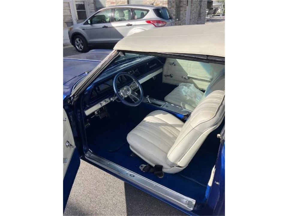1966 Chevrolet Impala SS 4th Gen - Image 9 of 19