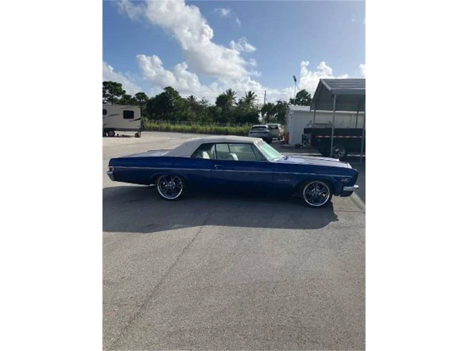 1966 Chevrolet Impala SS 4th Gen - Image 11 of 19