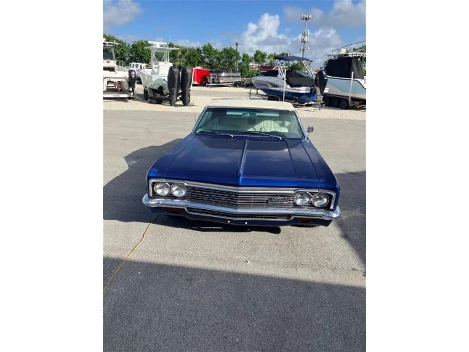 1966 Chevrolet Impala SS 4th Gen - Image 13 of 19