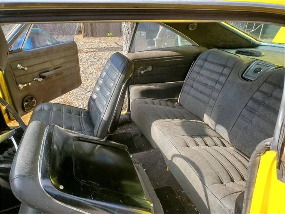 1966 Chevrolet Impala SS 4th Gen - Image 9 of 12