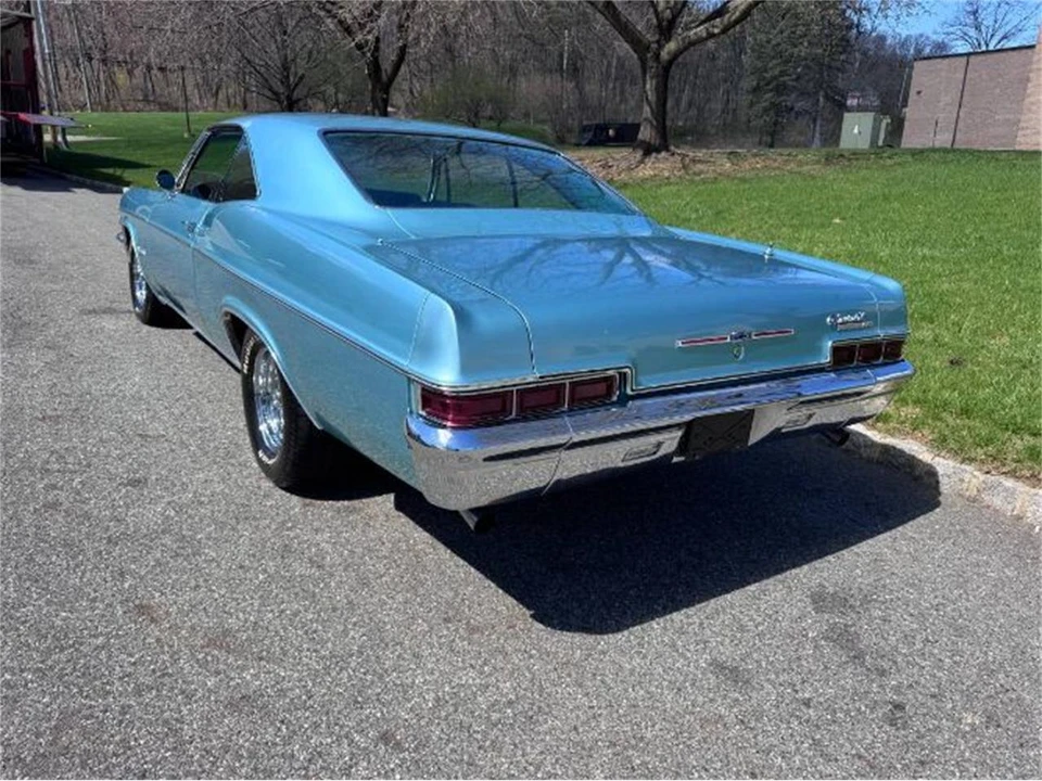 1966 Chevrolet Impala SS 4th Gen - Image 10 of 14