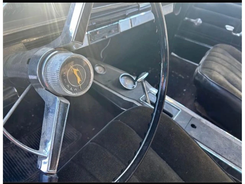 1966 Chevrolet Impala SS 4th Gen - Image 12 of 14