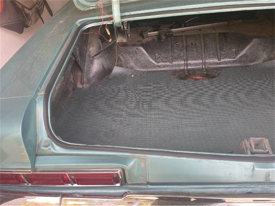 1966 Chevrolet Impala SS 4th Gen - Image 14 of 19