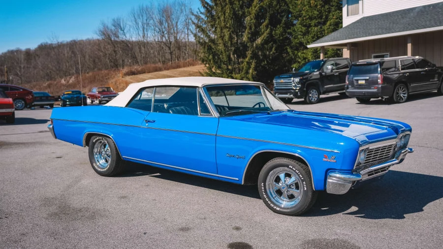 1966 Chevrolet Impala SS 4th Gen - Image 11 of 31