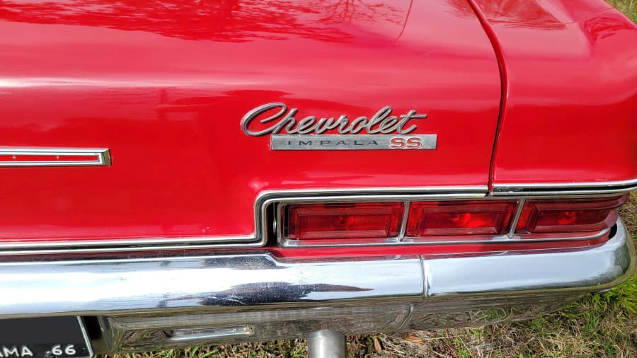1966 Chevrolet Impala SS 4th Gen - Image 30 of 31