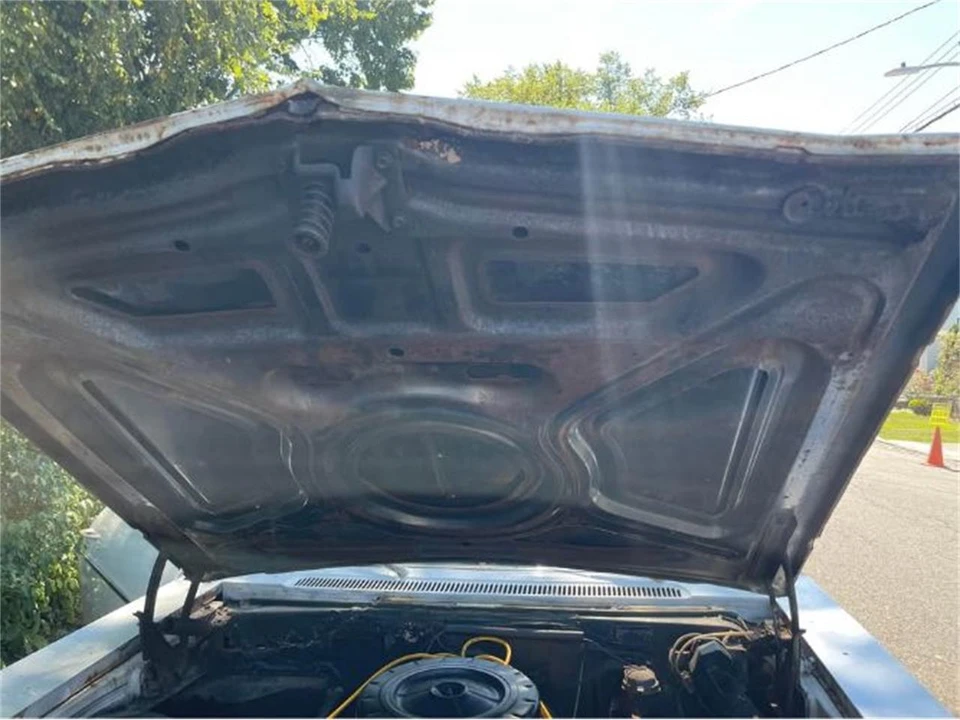 1966 Chevrolet Impala SS 4th Gen - Image 3 of 20