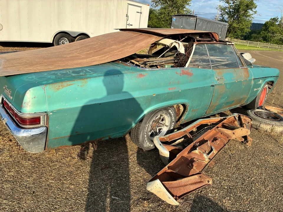 1966 Chevrolet Impala SS 4th Gen - Image 5 of 5