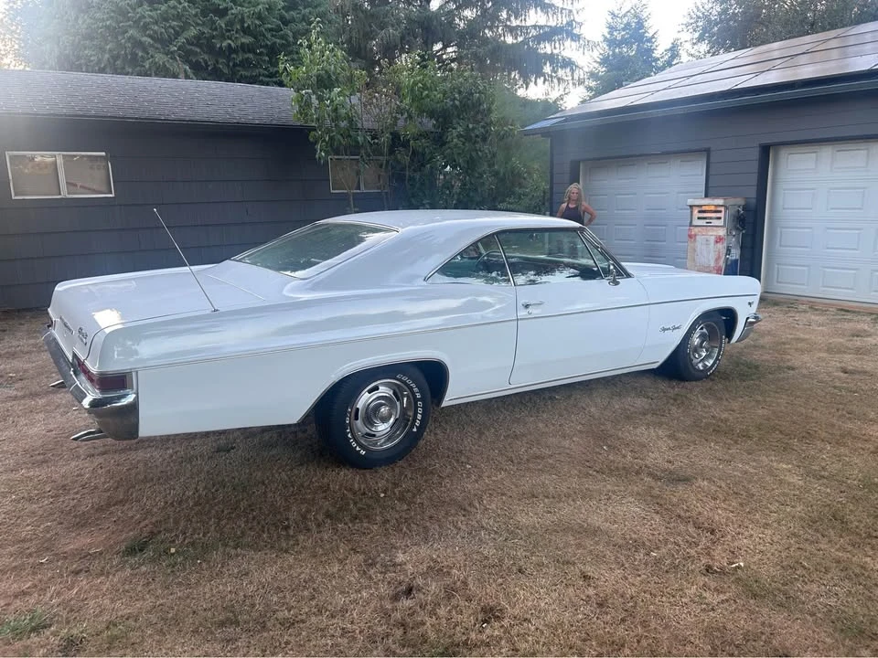 1966 Chevrolet Impala SS 4th Gen - Image 4 of 12