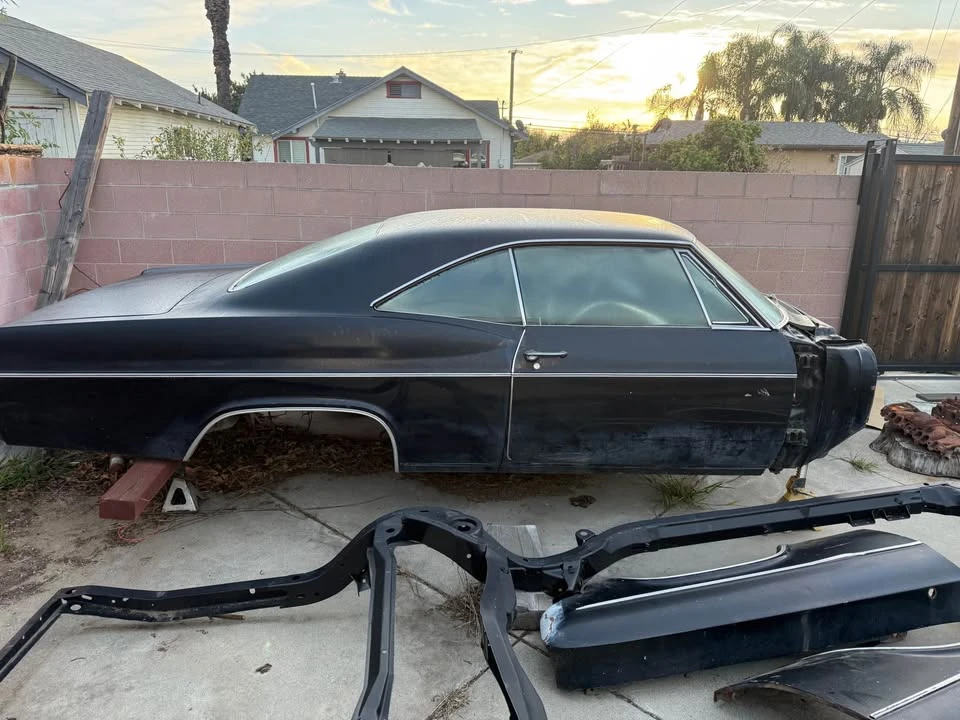 1966 Chevrolet Impala SS 4th Gen - Image 2 of 17