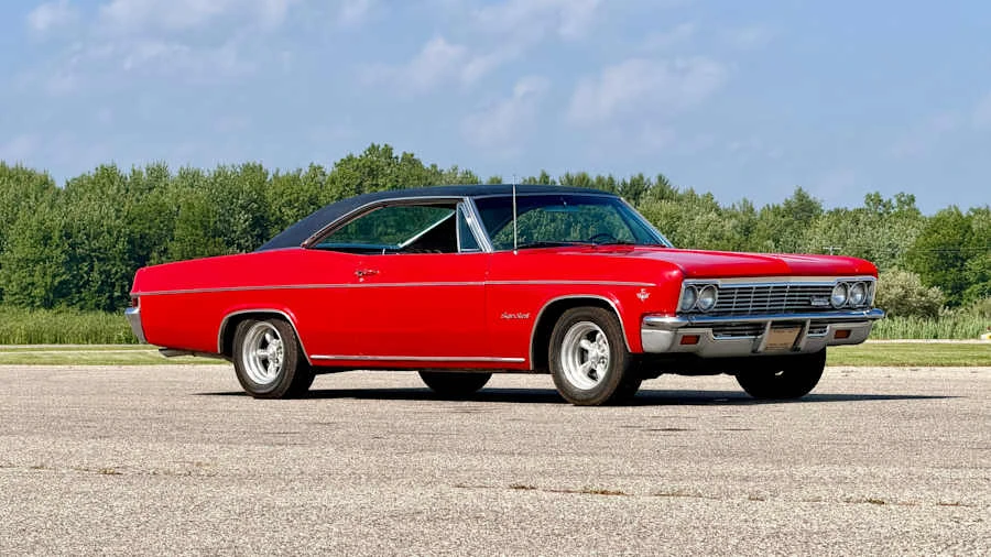 1966 Chevrolet Impala SS 4th Gen - Image 10 of 23