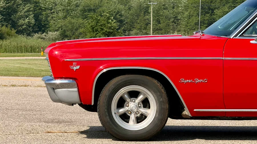 1966 Chevrolet Impala SS 4th Gen - Image 11 of 23