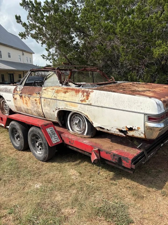1966 Chevrolet Impala SS 4th Gen - Image 2 of 20