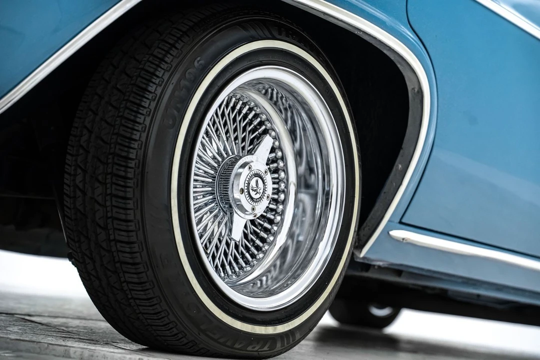1966 Chevrolet Impala SS 4th Gen - Image 16 of 31