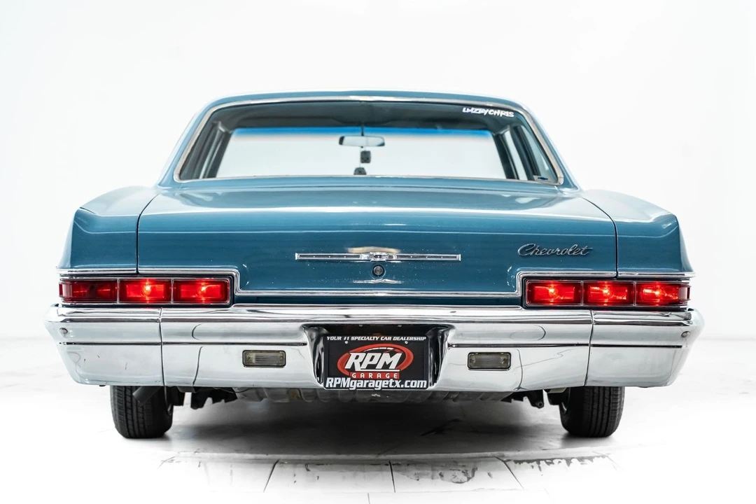 1966 Chevrolet Impala SS 4th Gen - Image 4 of 31
