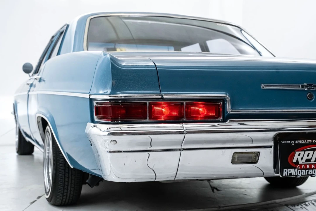 1966 Chevrolet Impala SS 4th Gen - Image 13 of 31