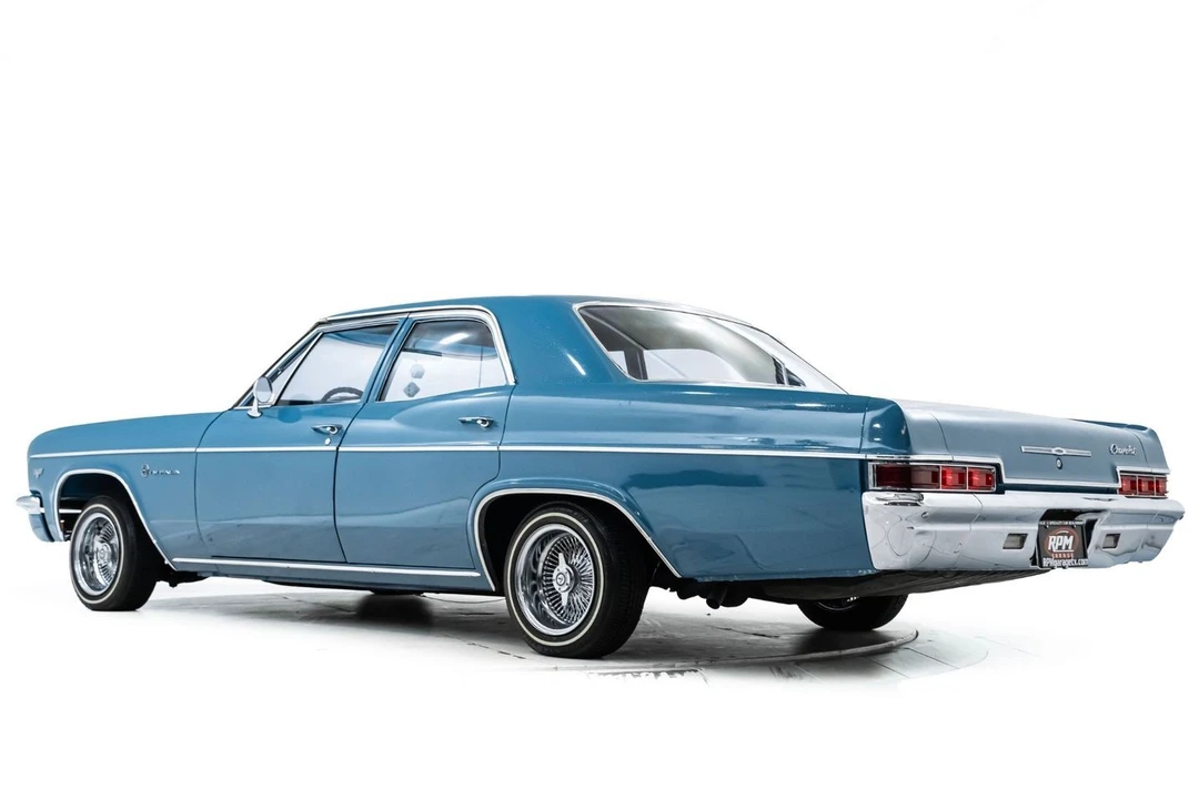 1966 Chevrolet Impala SS 4th Gen - Image 12 of 31