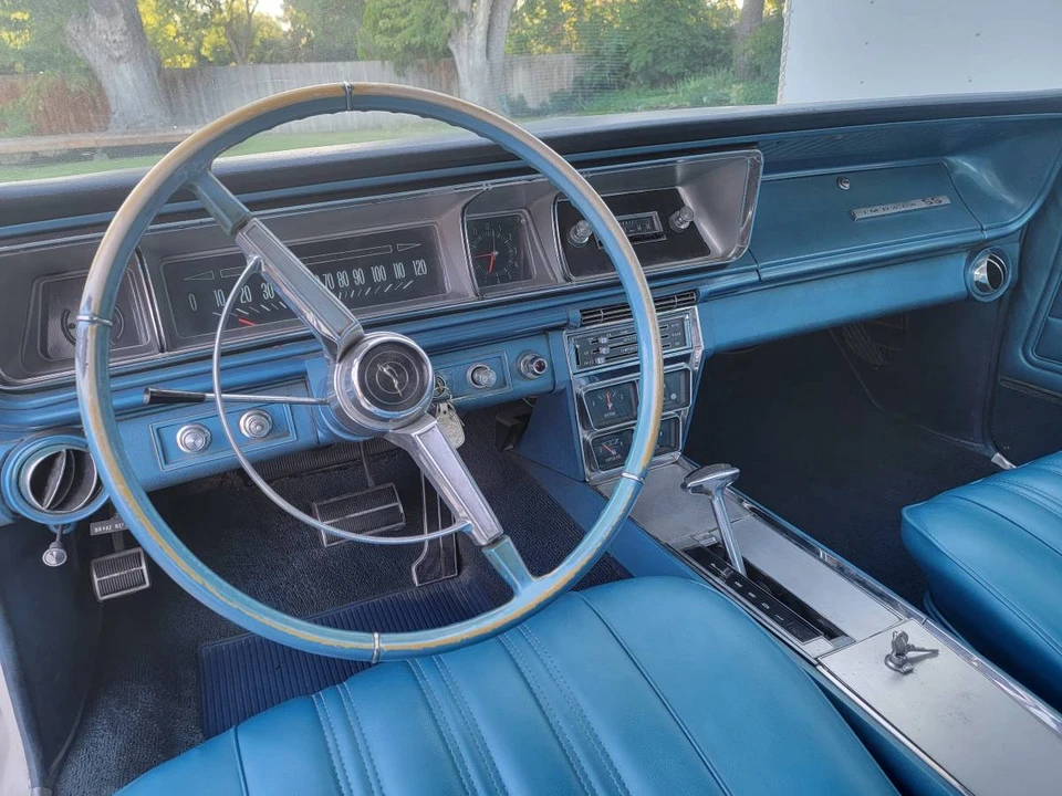 1966 Chevrolet Impala SS 4th Gen - Image 10 of 20