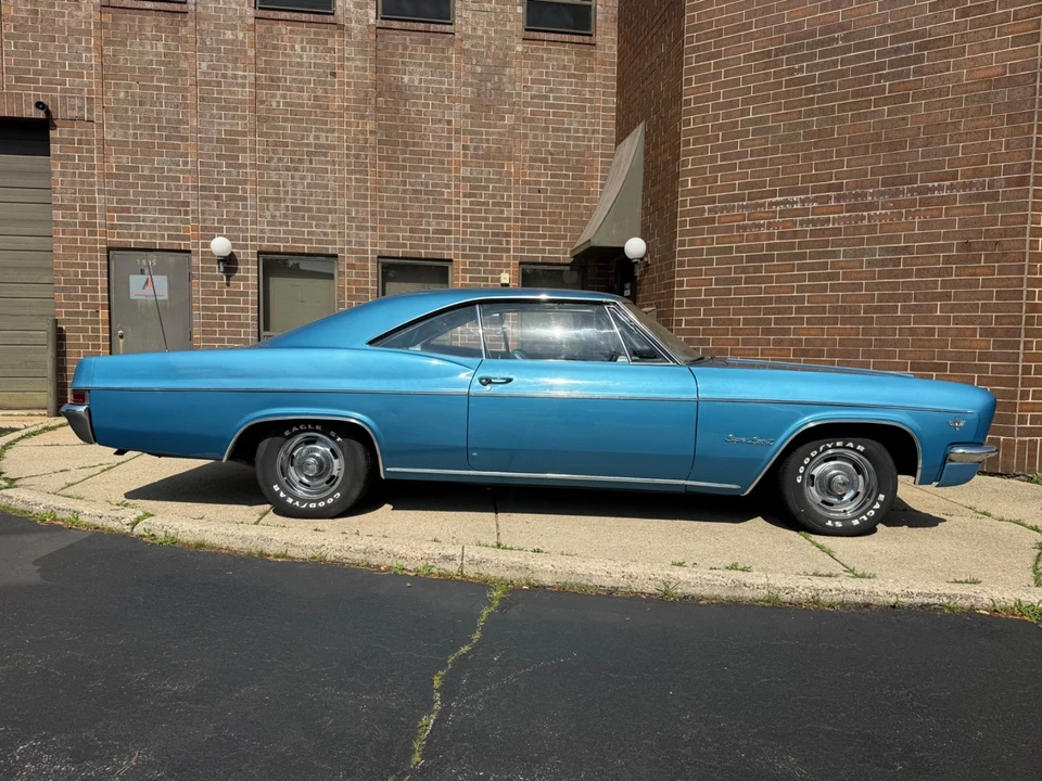 1966 Chevrolet Impala SS 4th Gen - Image 11 of 31