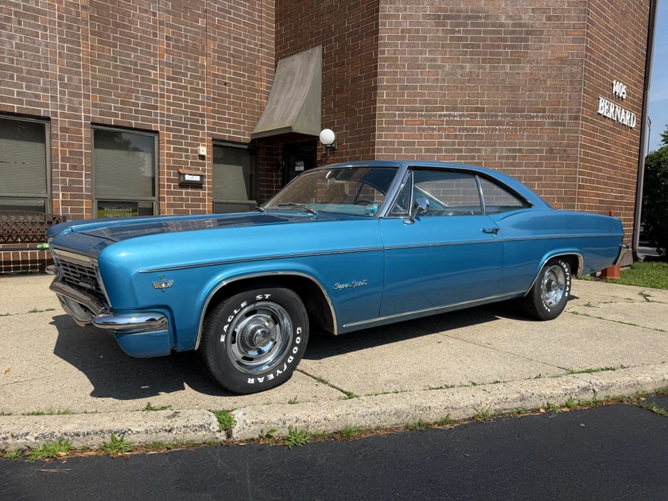 1966 Chevrolet Impala SS 4th Gen - Image 2 of 31