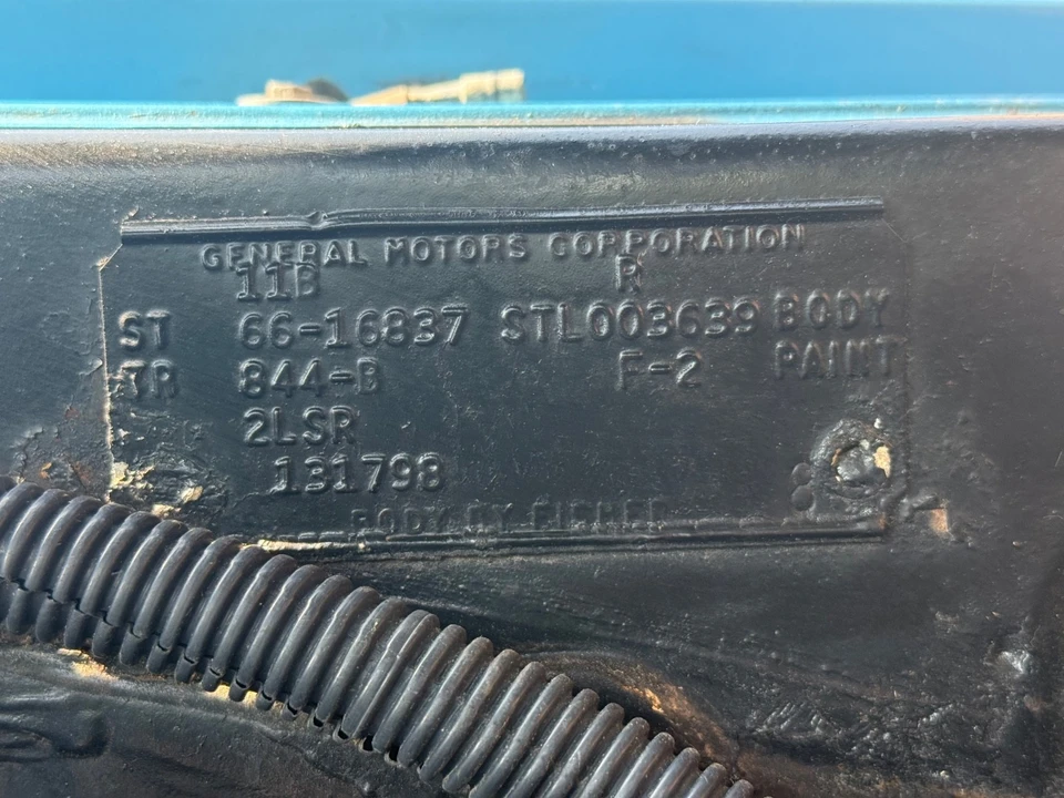 1966 Chevrolet Impala SS 4th Gen - Image 18 of 31