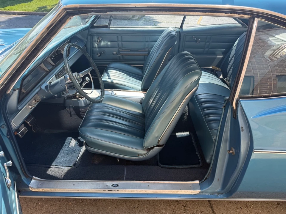 1966 Chevrolet Impala SS 4th Gen - Image 23 of 31