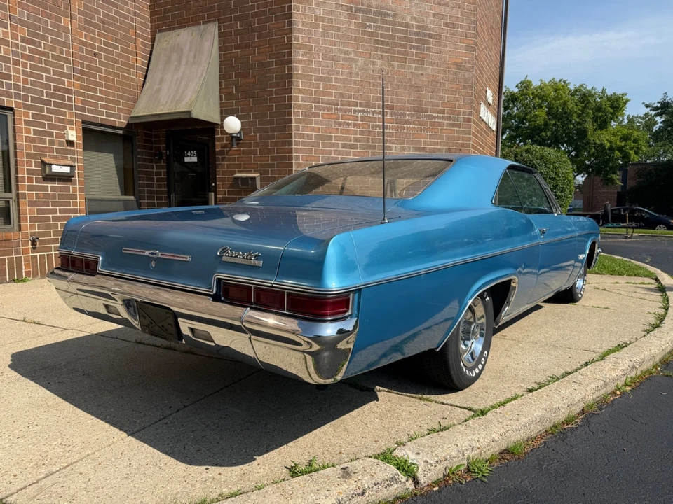 1966 Chevrolet Impala SS 4th Gen - Image 14 of 31