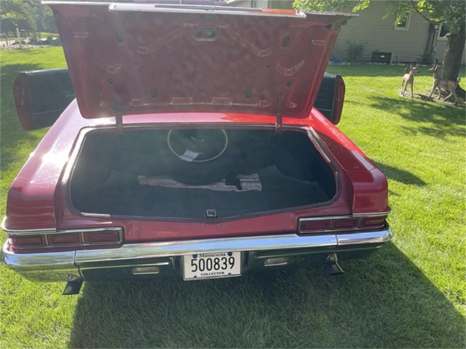 1966 Chevrolet Impala SS 4th Gen - Image 21 of 29