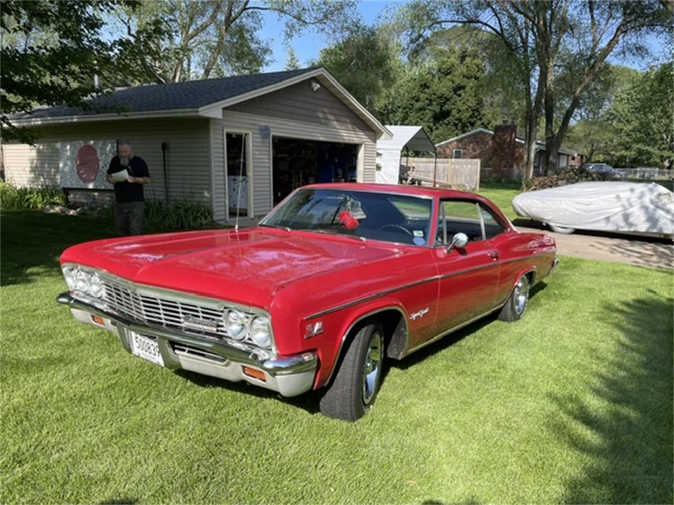 1966 Chevrolet Impala SS 4th Gen - Image 2 of 29