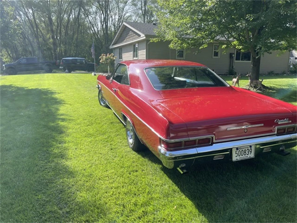 1966 Chevrolet Impala SS 4th Gen - Image 24 of 29