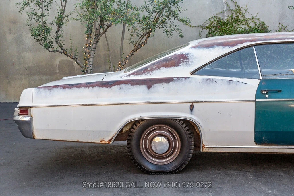 1966 Chevrolet Impala 3rd Gen - Image 11 of 12