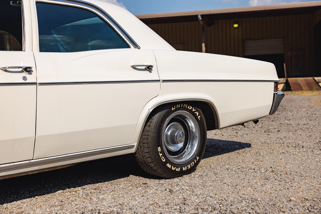 1966 Chevrolet Impala 4th Gen - Image 25 of 31