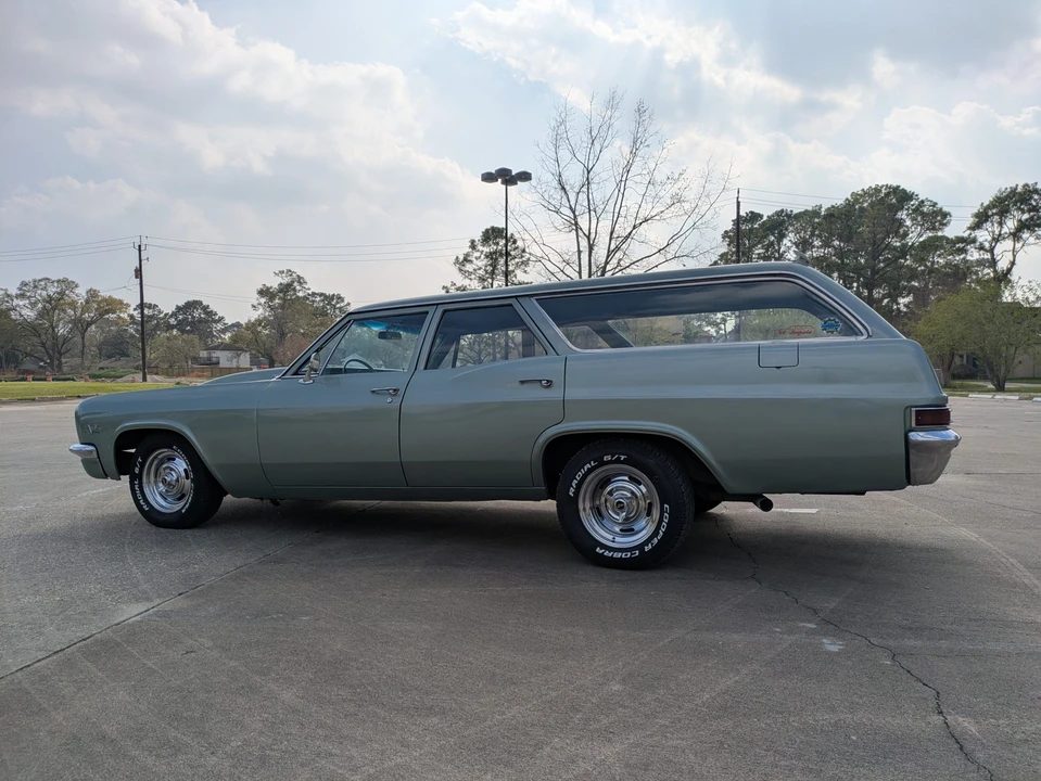 1966 Chevrolet Impala 4th Gen - Image 11 of 31