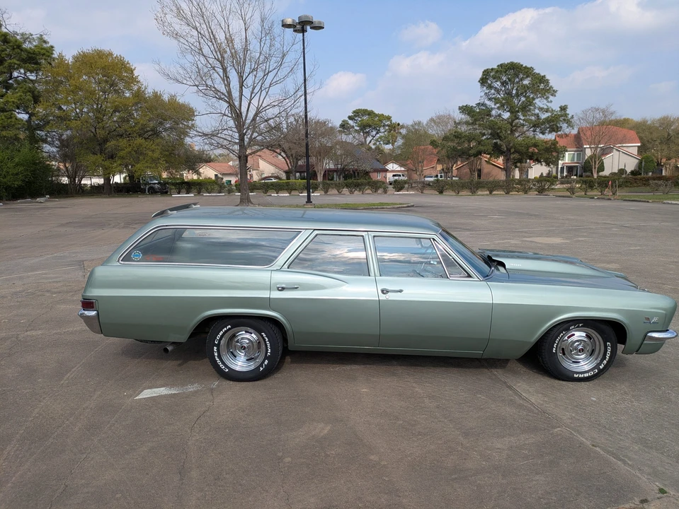 1966 Chevrolet Impala 4th Gen - Image 29 of 31