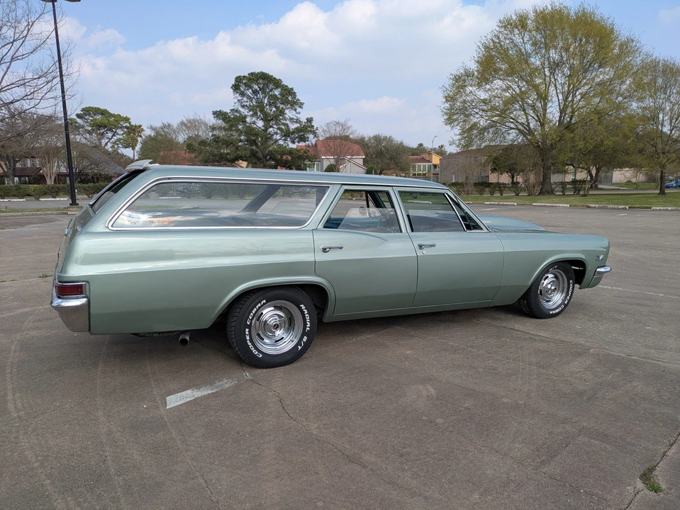 1966 Chevrolet Impala 4th Gen - Image 27 of 31