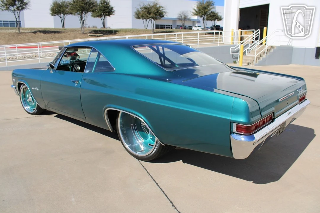 1966 Chevrolet Impala 4th Gen - Image 11 of 21