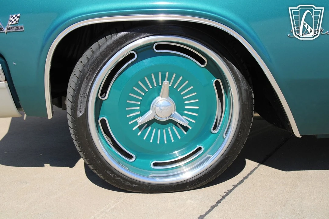 1966 Chevrolet Impala 4th Gen - Image 29 of 31